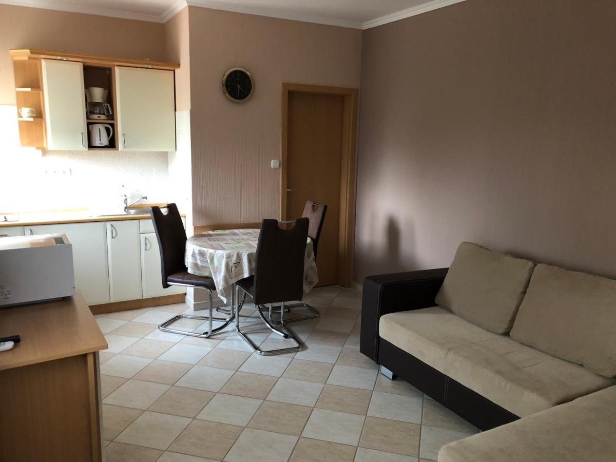 Jozsef Apartments House ザラカロシュ エクステリア 写真