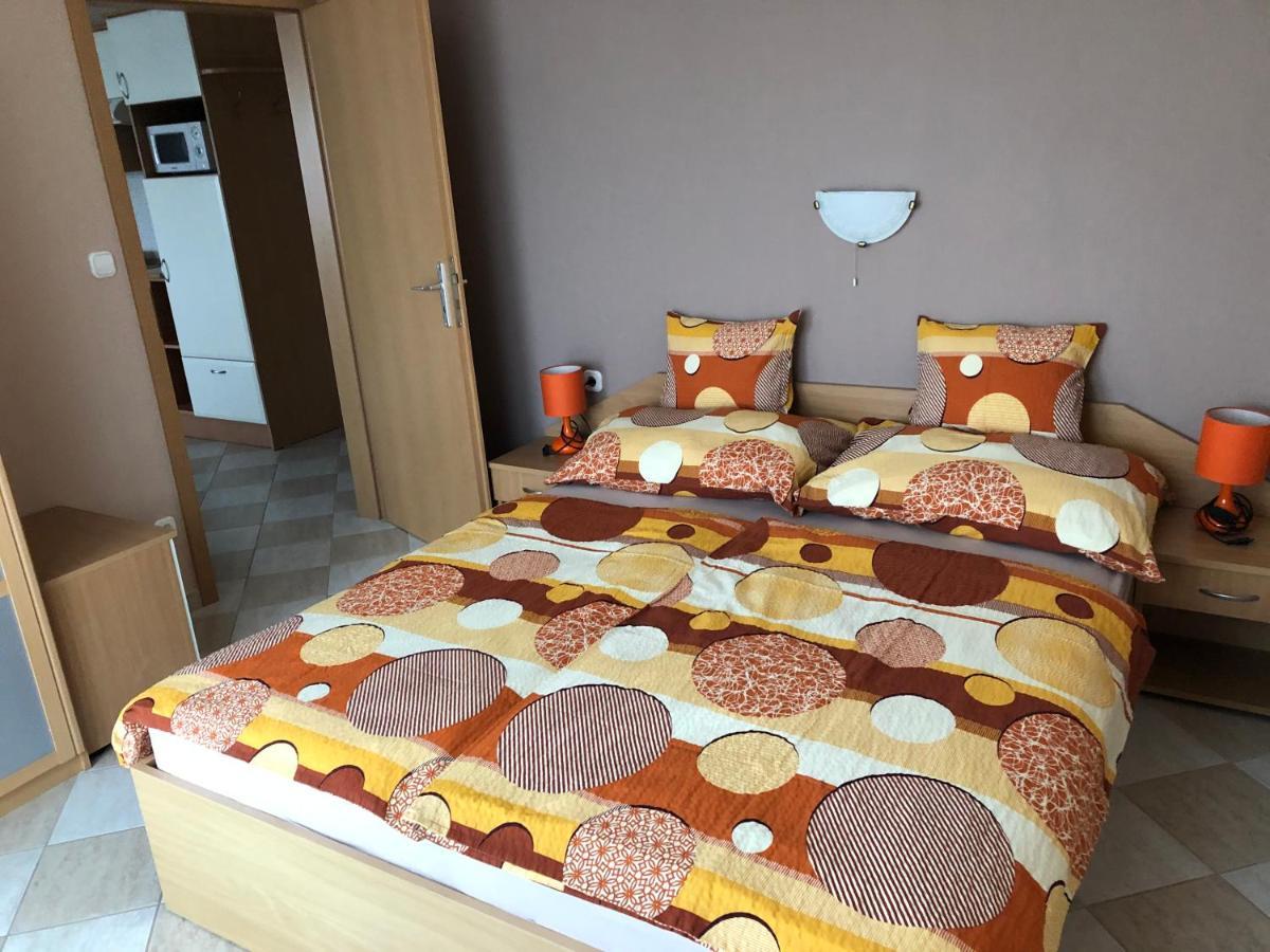 Jozsef Apartments House ザラカロシュ エクステリア 写真