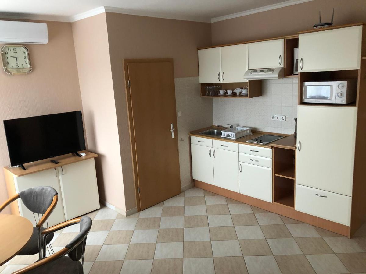 Jozsef Apartments House ザラカロシュ エクステリア 写真