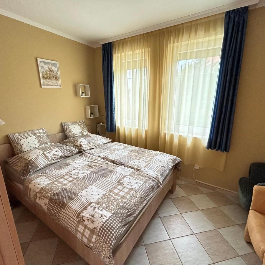 Jozsef Apartments House ザラカロシュ エクステリア 写真